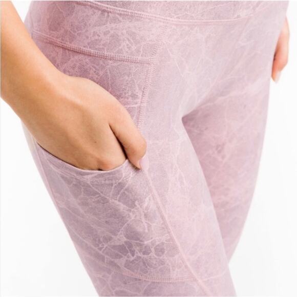 Zyia Pink Digital Granite Pocket Light N Tight Hi-Rise 7/8 Leggings Size 6 - Picture 9 of 12